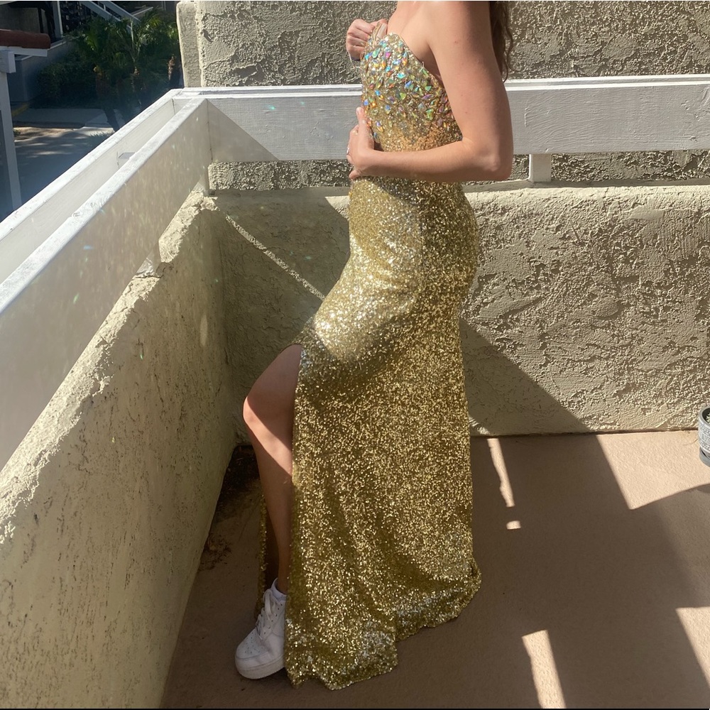 Prom dress